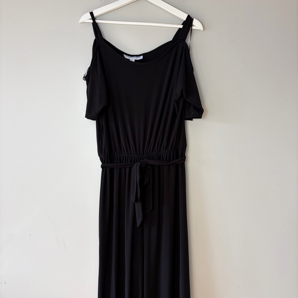 Emma and Michelle Cold Shoulder Black Stretchy Jumpsuit Women's Medium